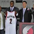 2010.07.20_wes_signs_with_portland.jpg